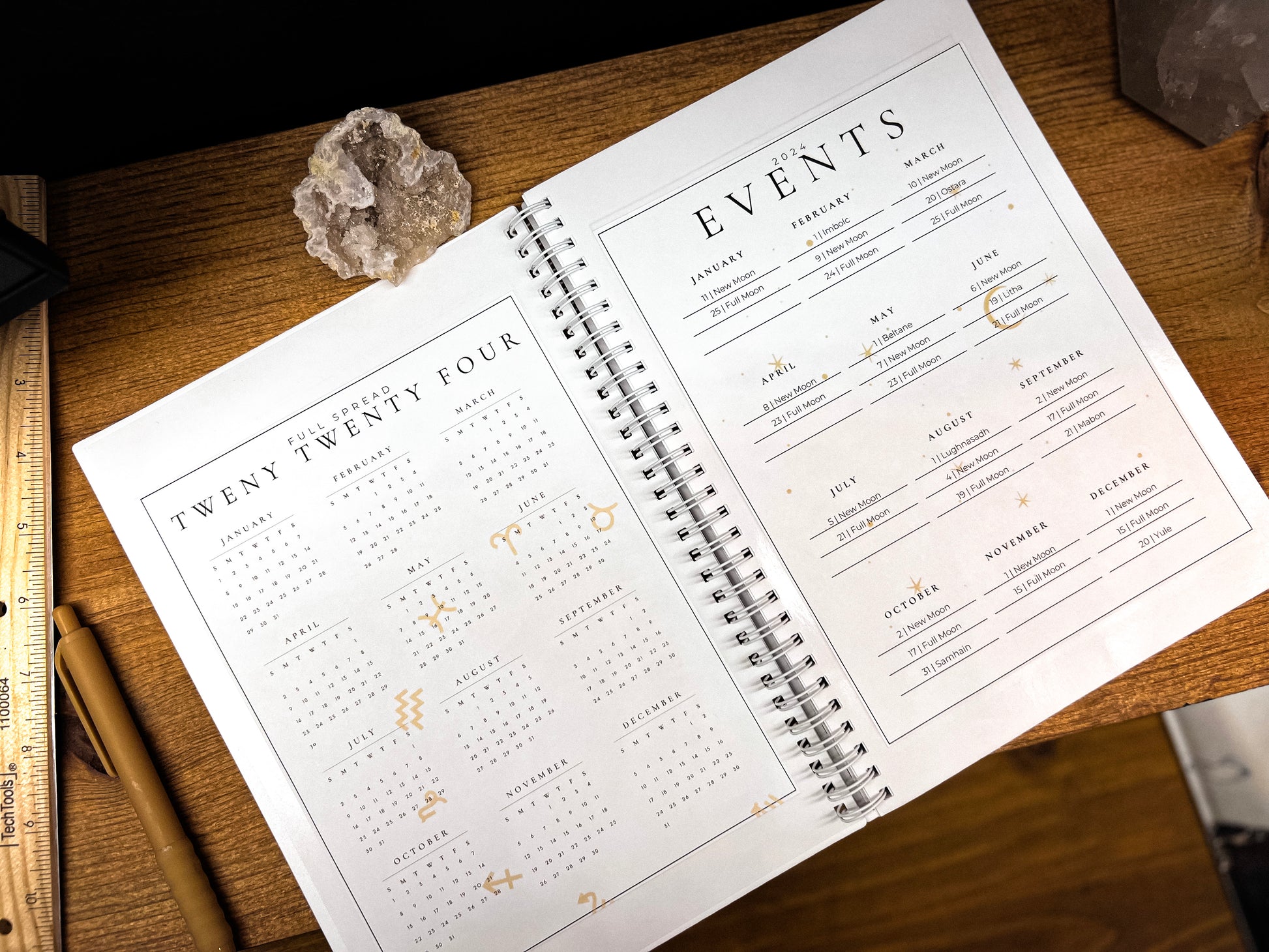 Digital 2024 Witchy Planner, Dark Mode, Dated Yearly Planner