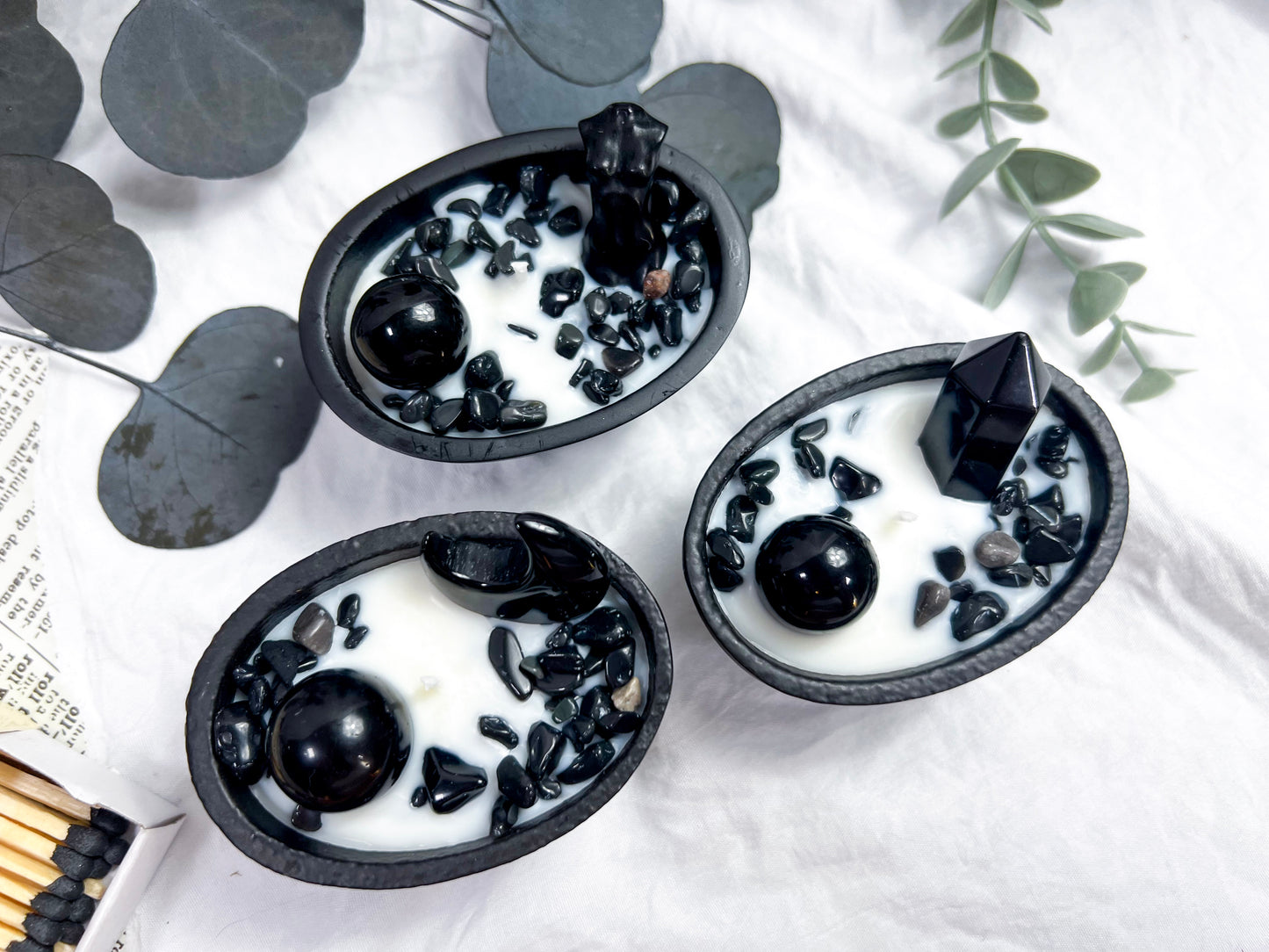 Obsidian Spheres | Small Cauldron Candle