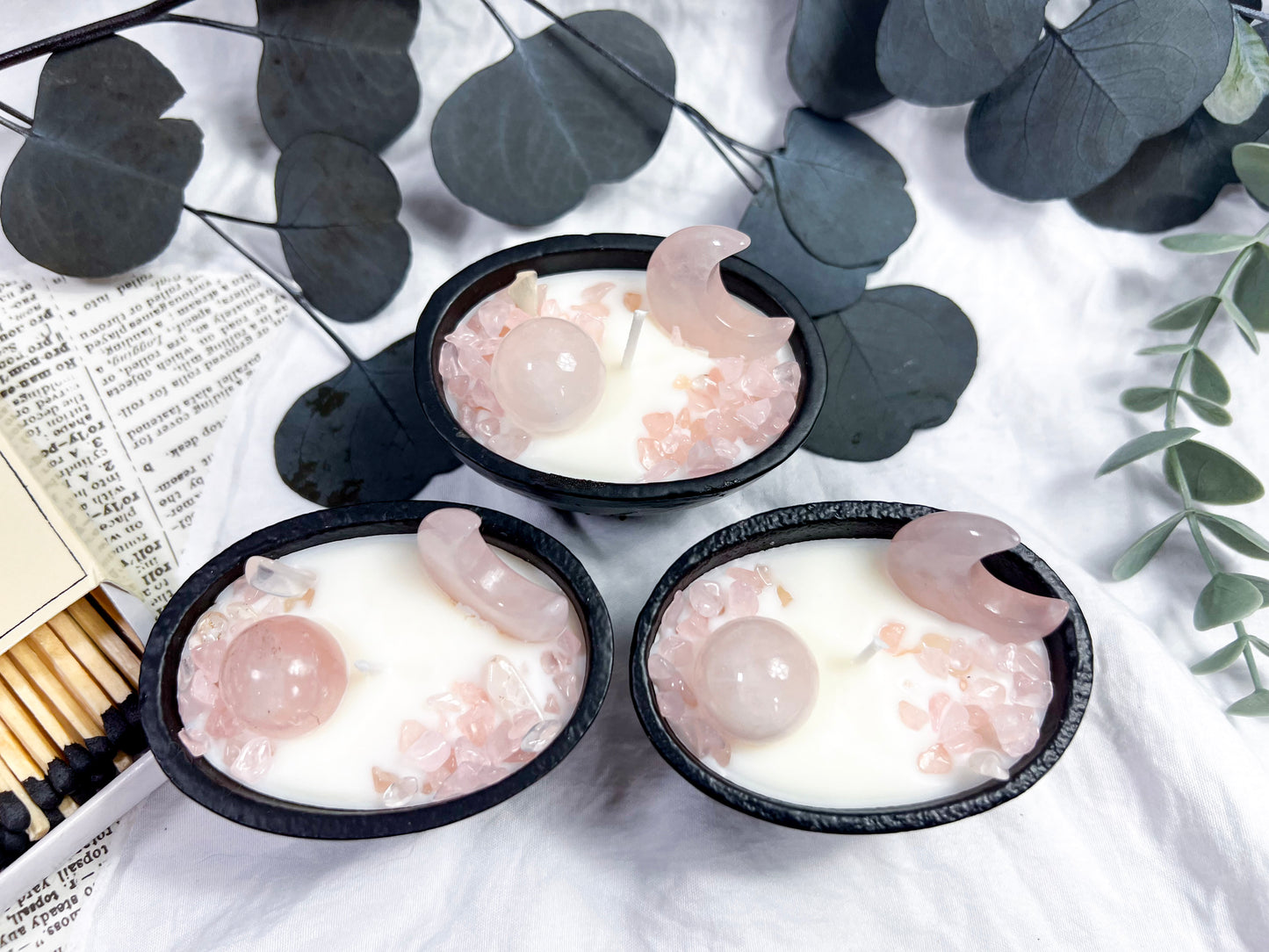 Rose Spheres | Small Cauldron Candle