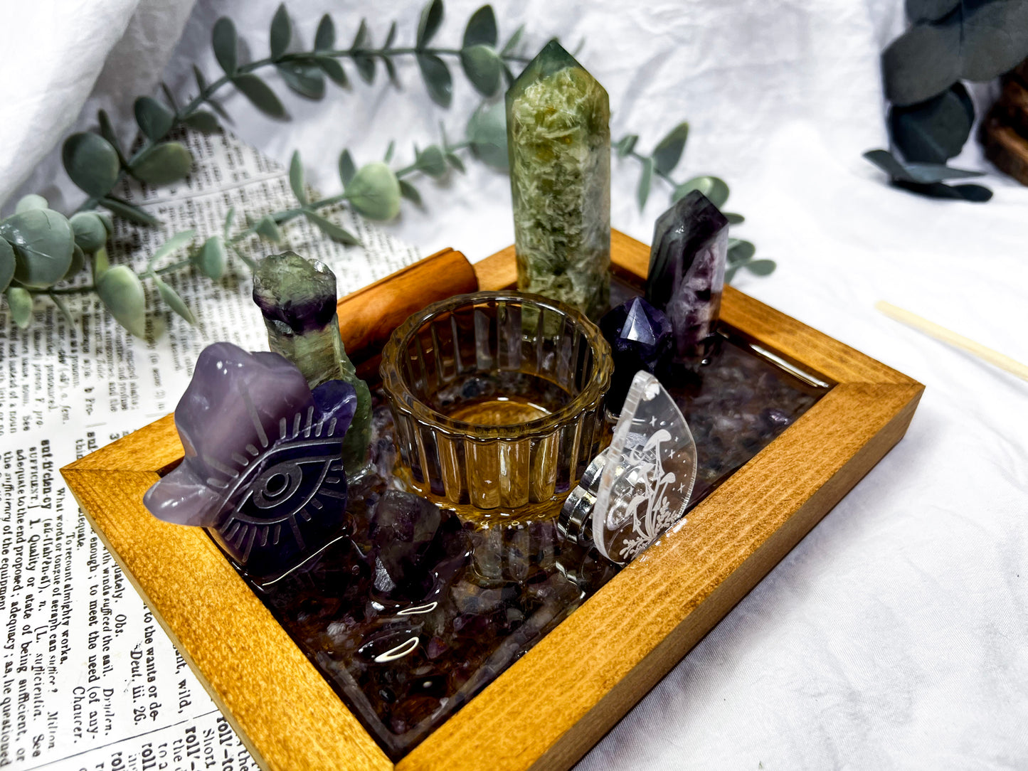 Gilded Spark | Crystal Base Altar