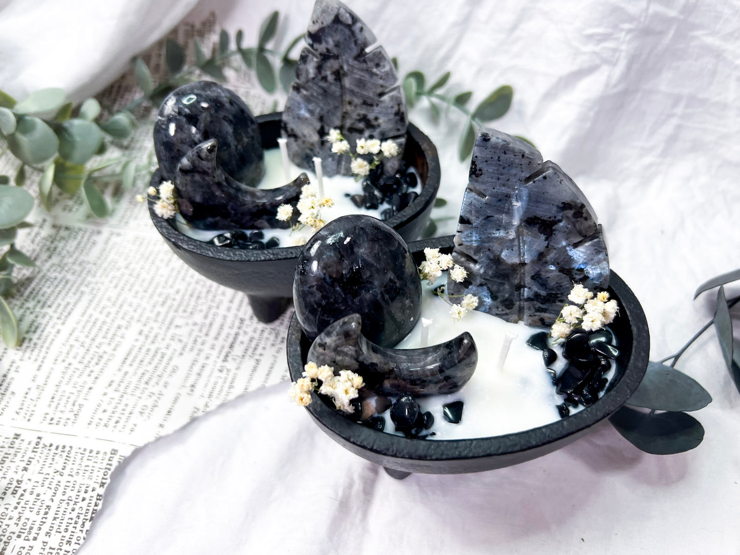 Larvikite Mirage | Medium Cauldron Candle