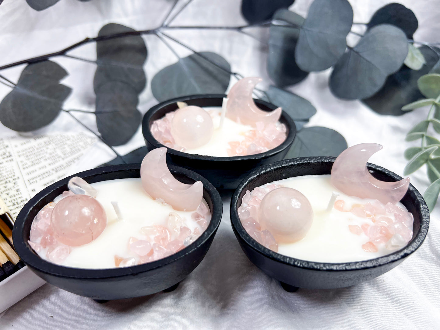 Rose Spheres | Small Cauldron Candle