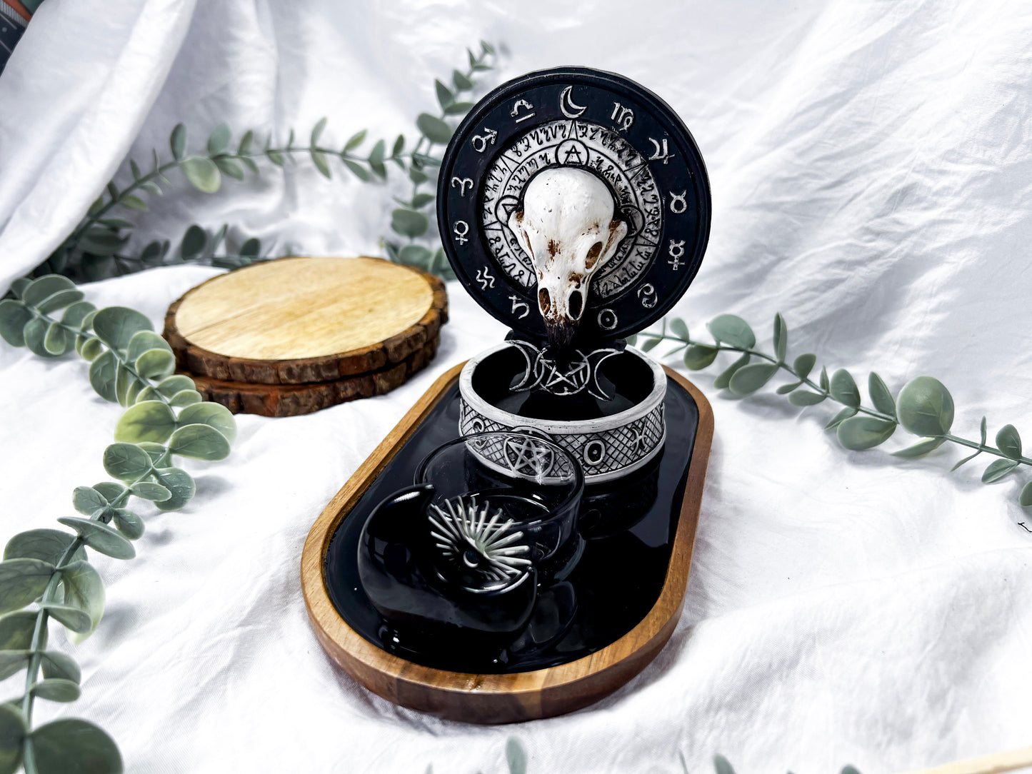 Darkflora | Small Oval Altar