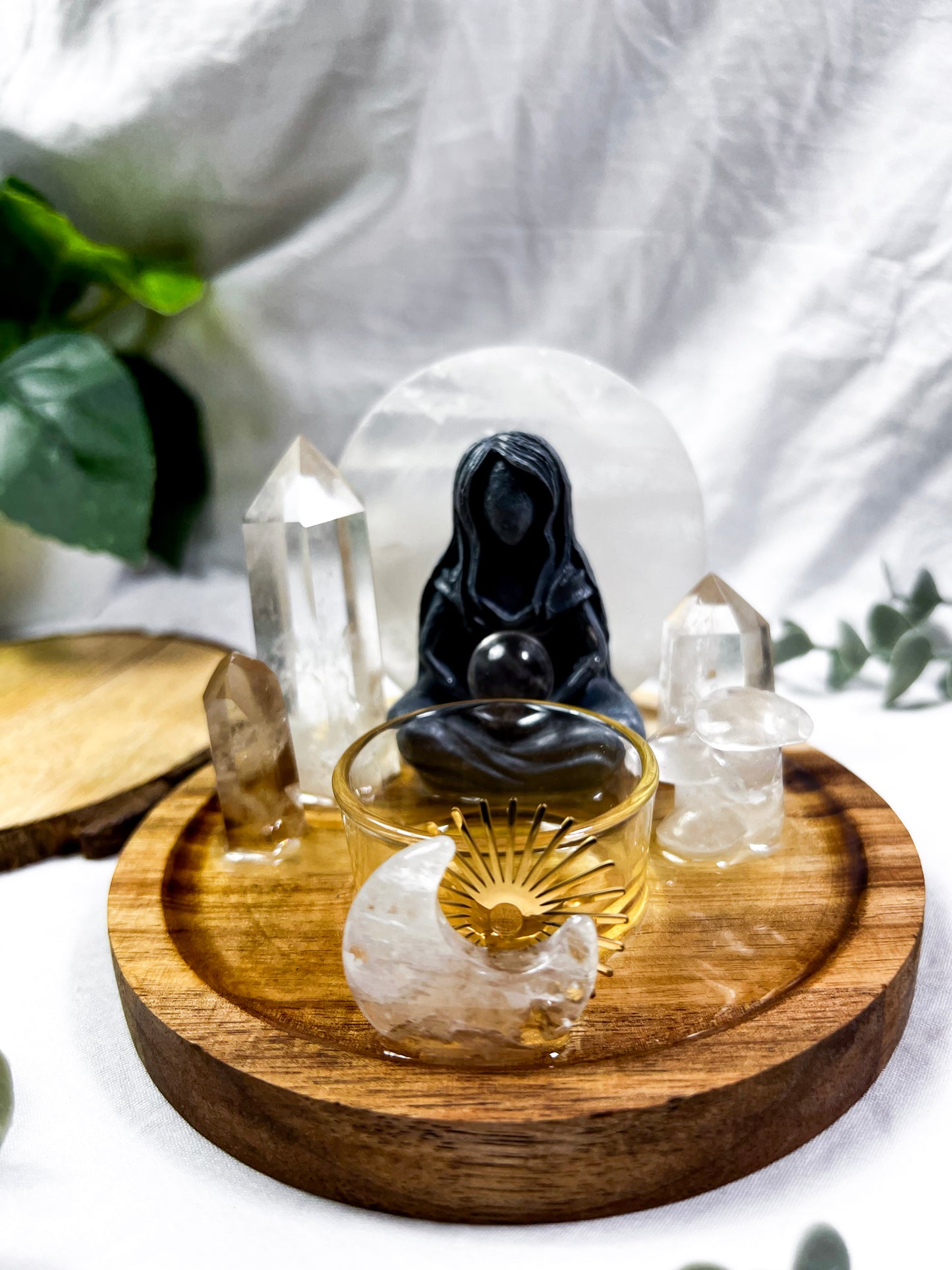 Eternal Quartz | Small Round Altar