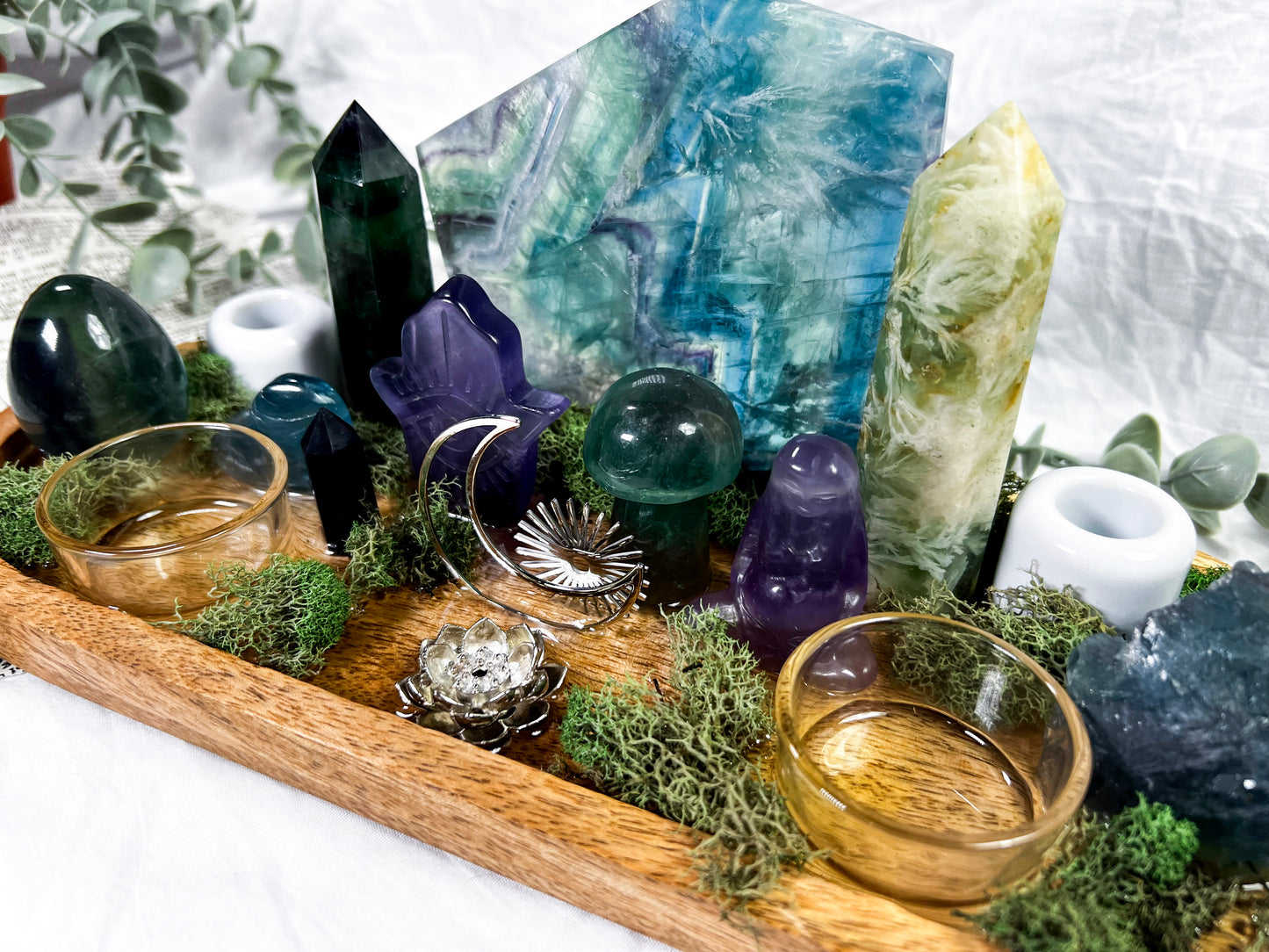 Fluorite Anchor | Mango Wood Altar