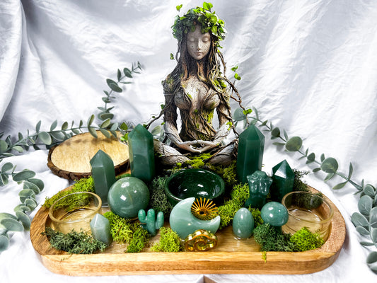 Willow Thorn | Mango Wood Altar