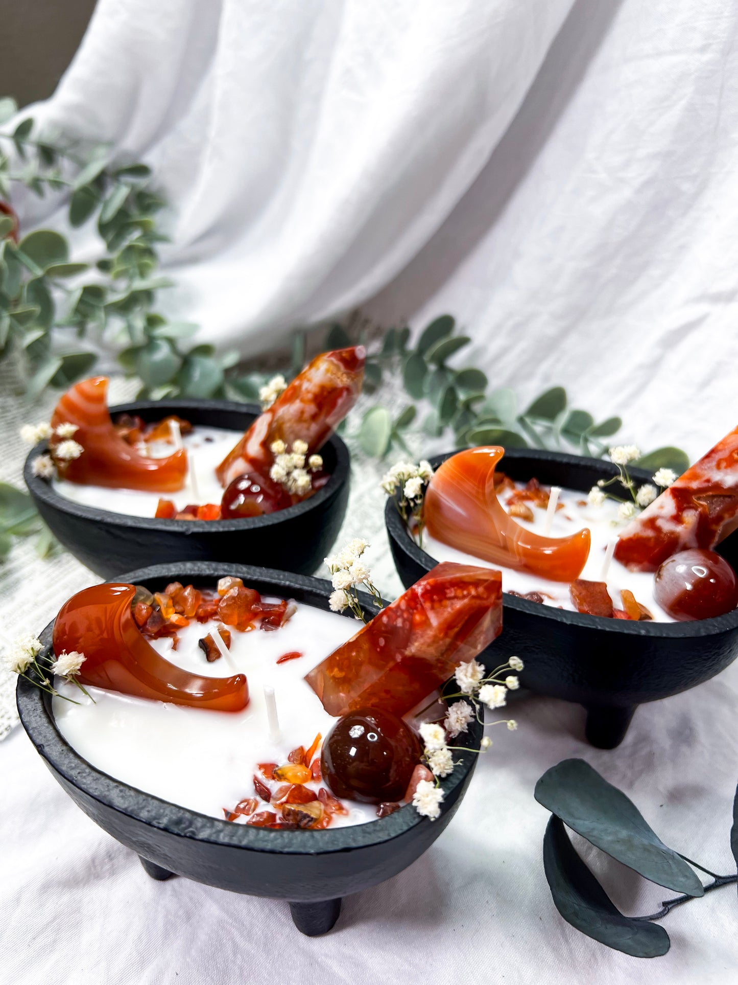 Carnelian Charm | Medium Cauldron Candle