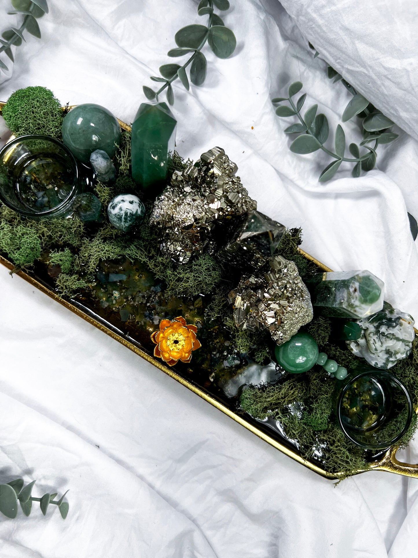 Prosperity Path | Golden Altar Tray