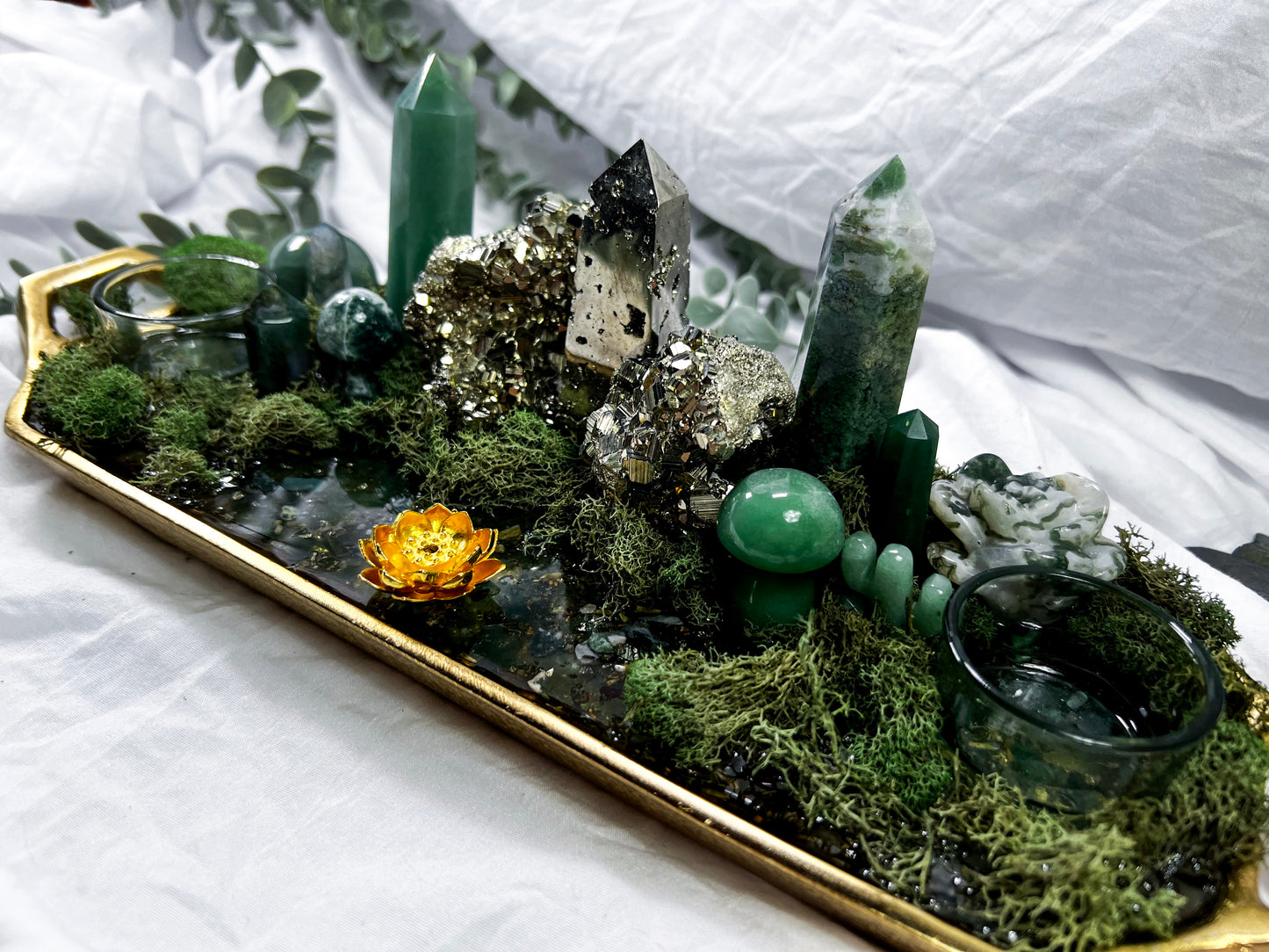 Prosperity Path | Golden Altar Tray