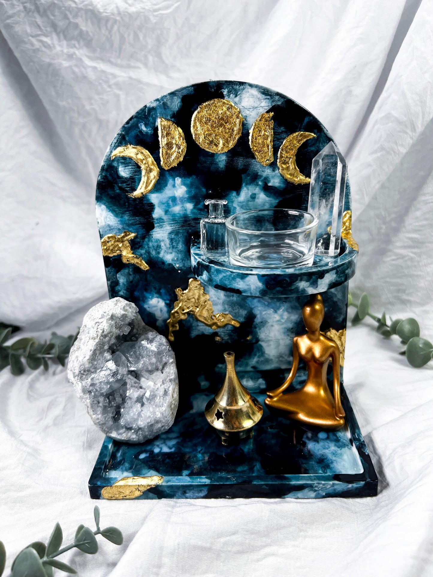 Celestine Refuge | Ceramic Altar