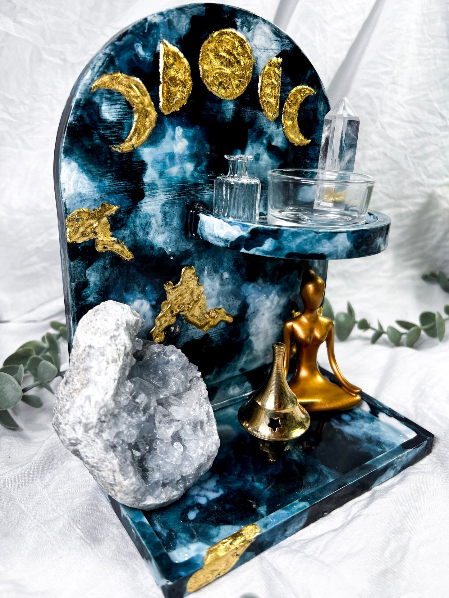 Celestine Refuge | Ceramic Altar