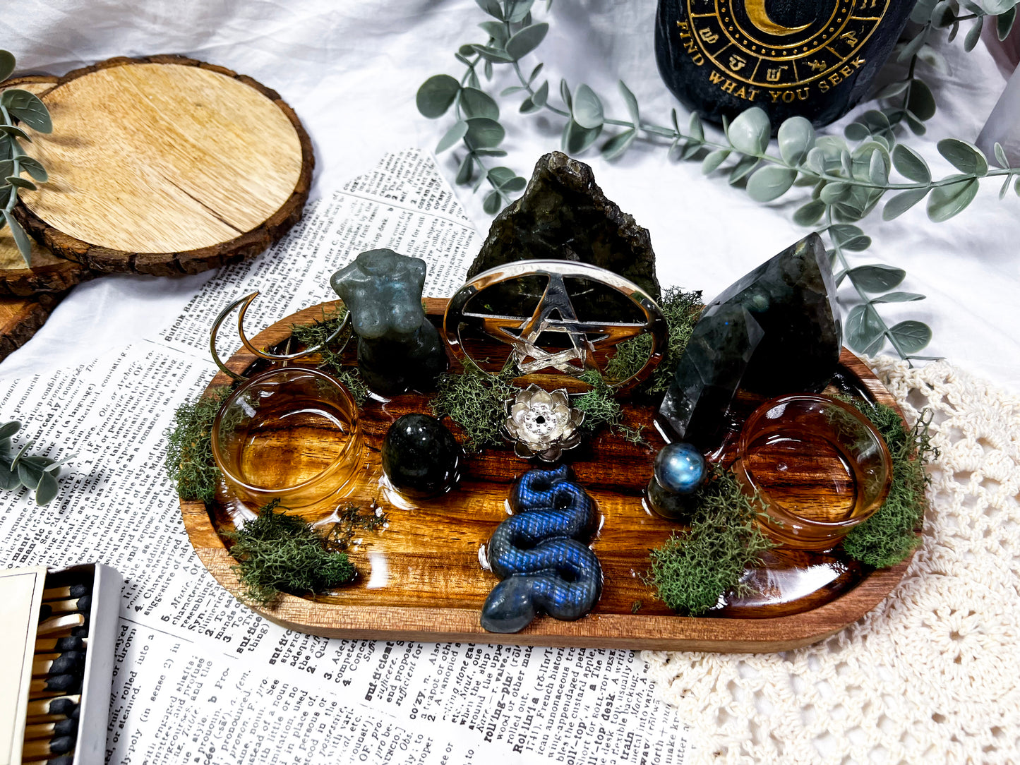 Moonlit Chalice | Medium Altar