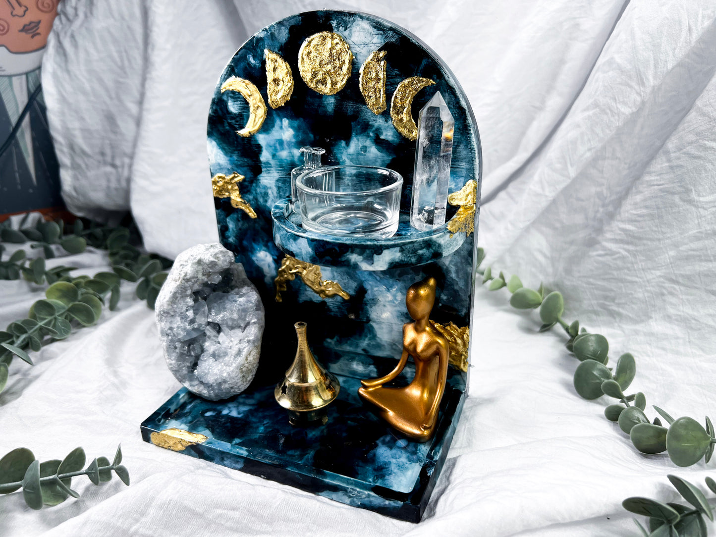 Celestine Refuge | Ceramic Altar