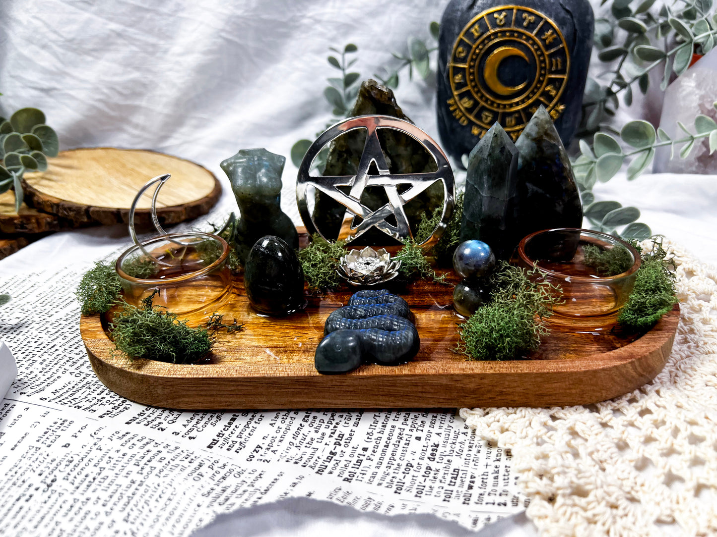 Moonlit Chalice | Medium Altar