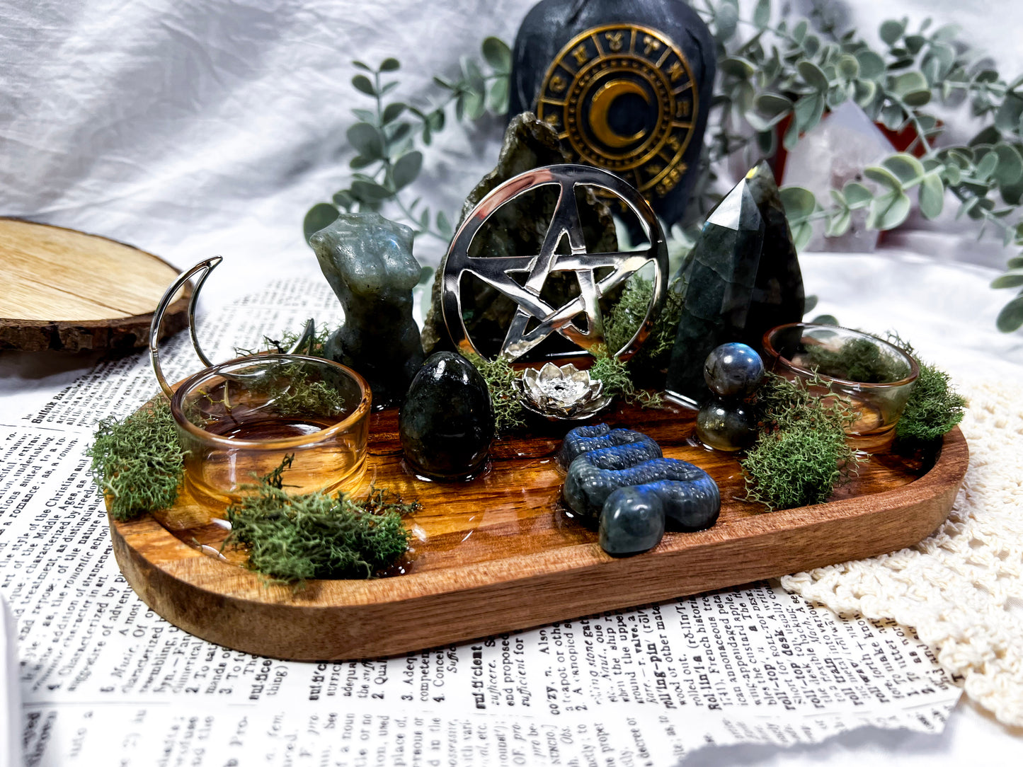 Moonlit Chalice | Medium Altar