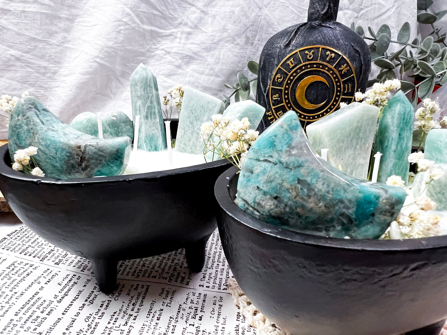 Illuminated Path | Large Cauldron Candle