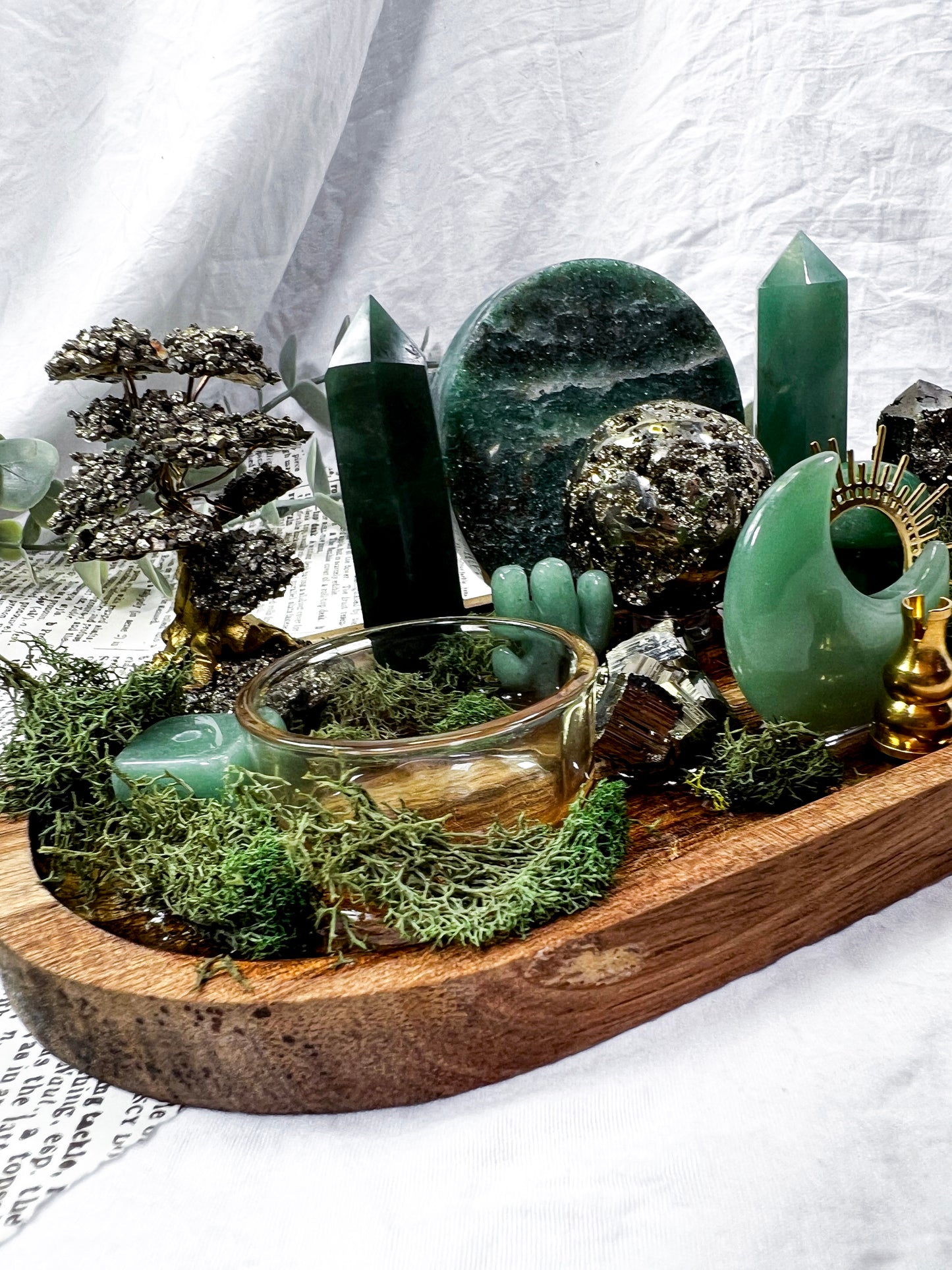 The Fortune | Medium Crystal Altar