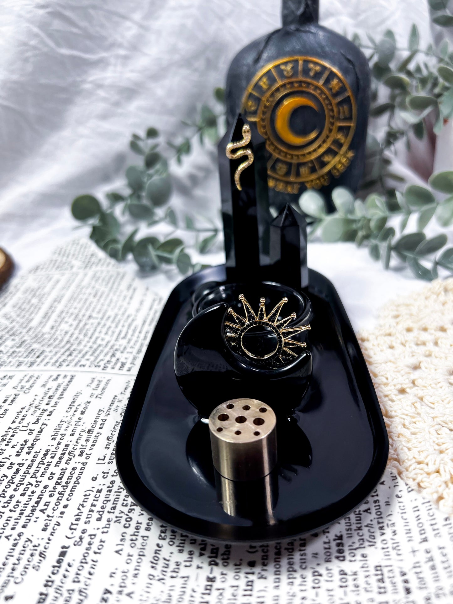 Enchanted Ascension | Black Mini Altar