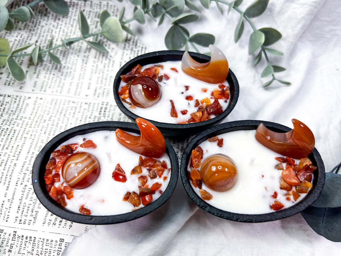 Carnelian Crown | Small Cauldron Candle