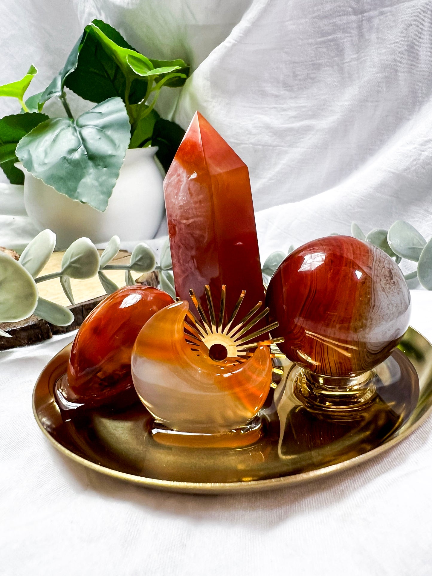 Carnelian Solstice | Mini Gold Dish Altar