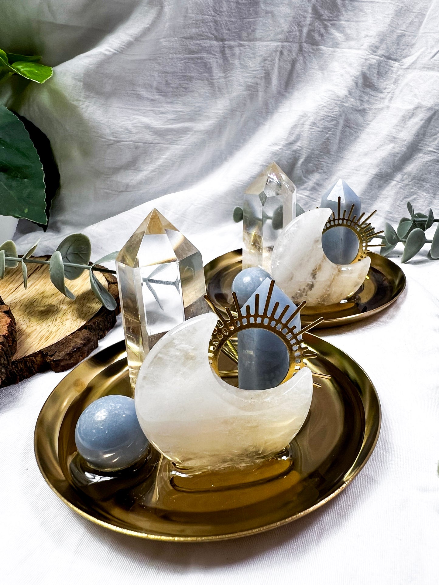 Angel Celestine | Mini Gold Dish Altar