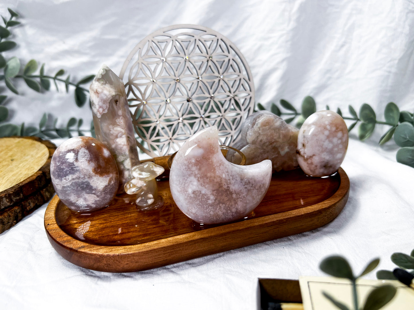 Florenith | Small Oval Altar