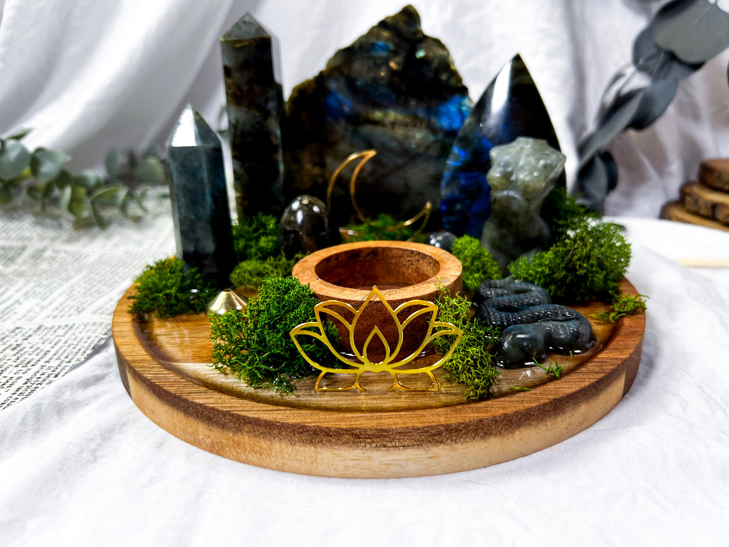 Eternal Glow | Large Round Crystal Altar