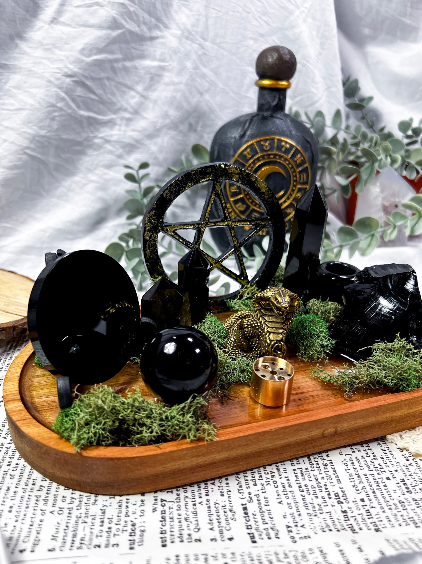 Solstice Ember | Medium Altar