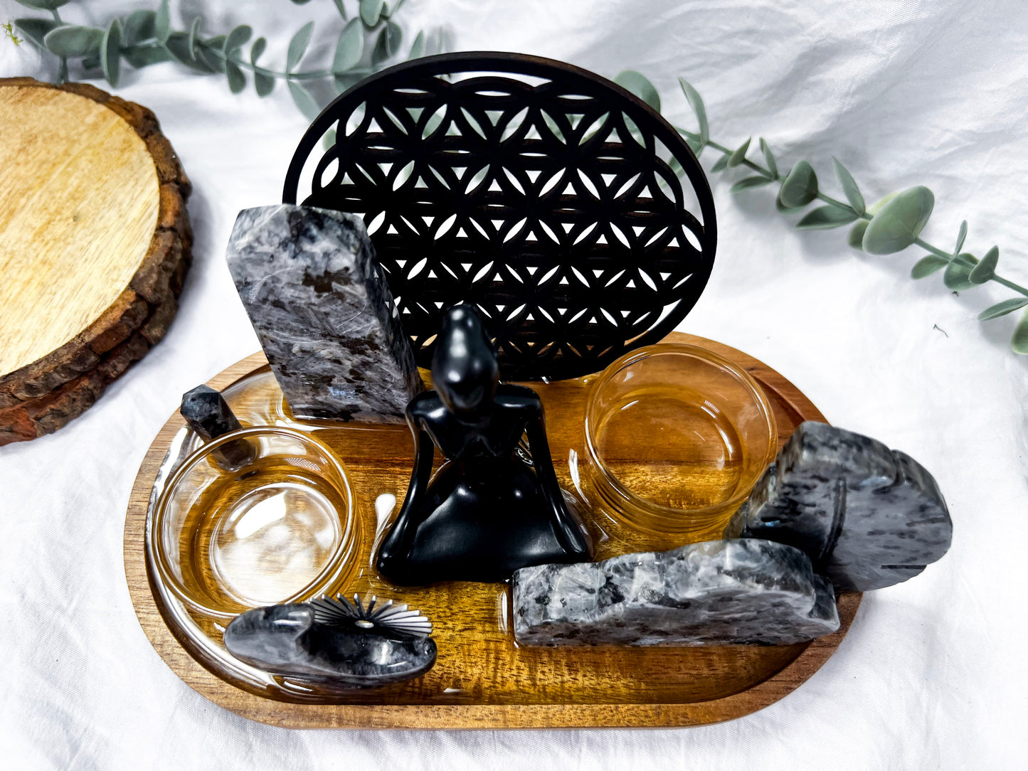 Twilighta | Small Oval Altar