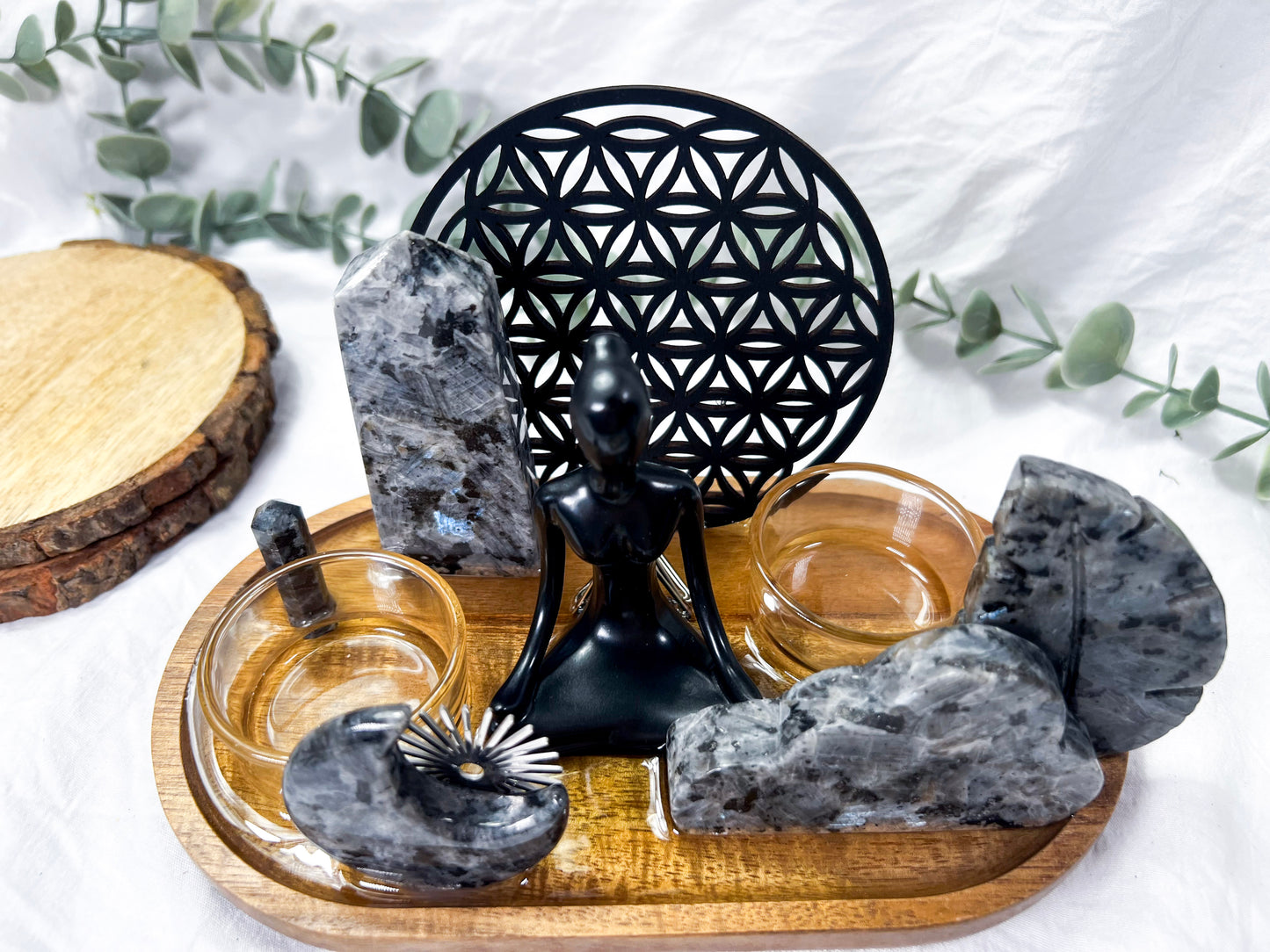 Twilighta | Small Oval Altar