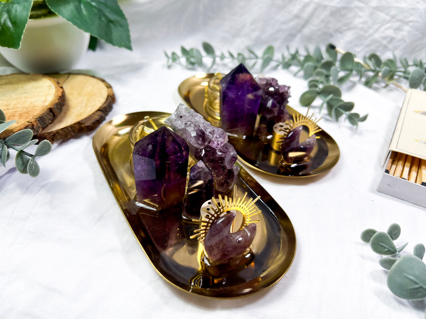 Amethyst Haven | Mini Gold Altar