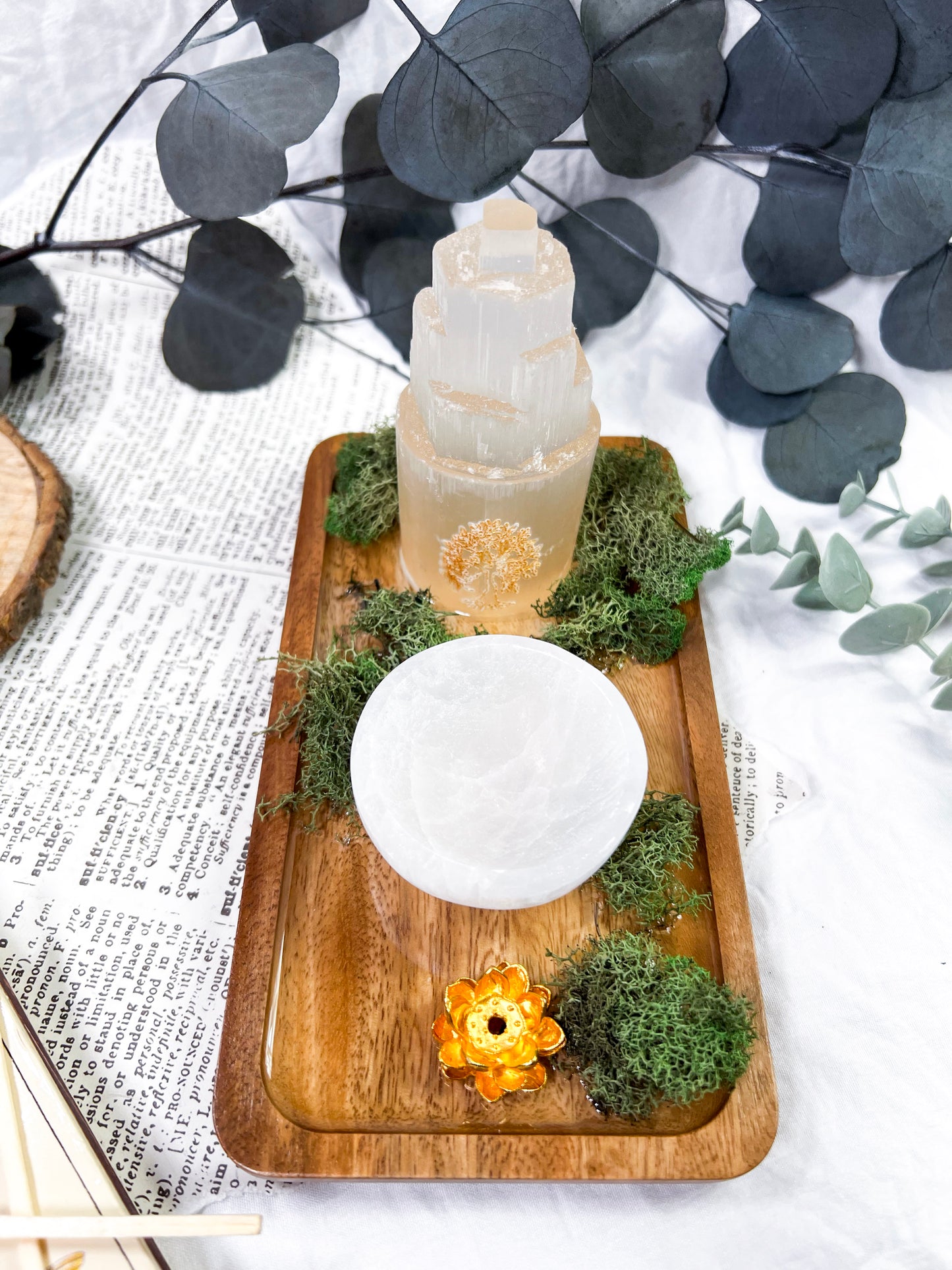 Aura Shield | Candle, Tarot + Incense Altar