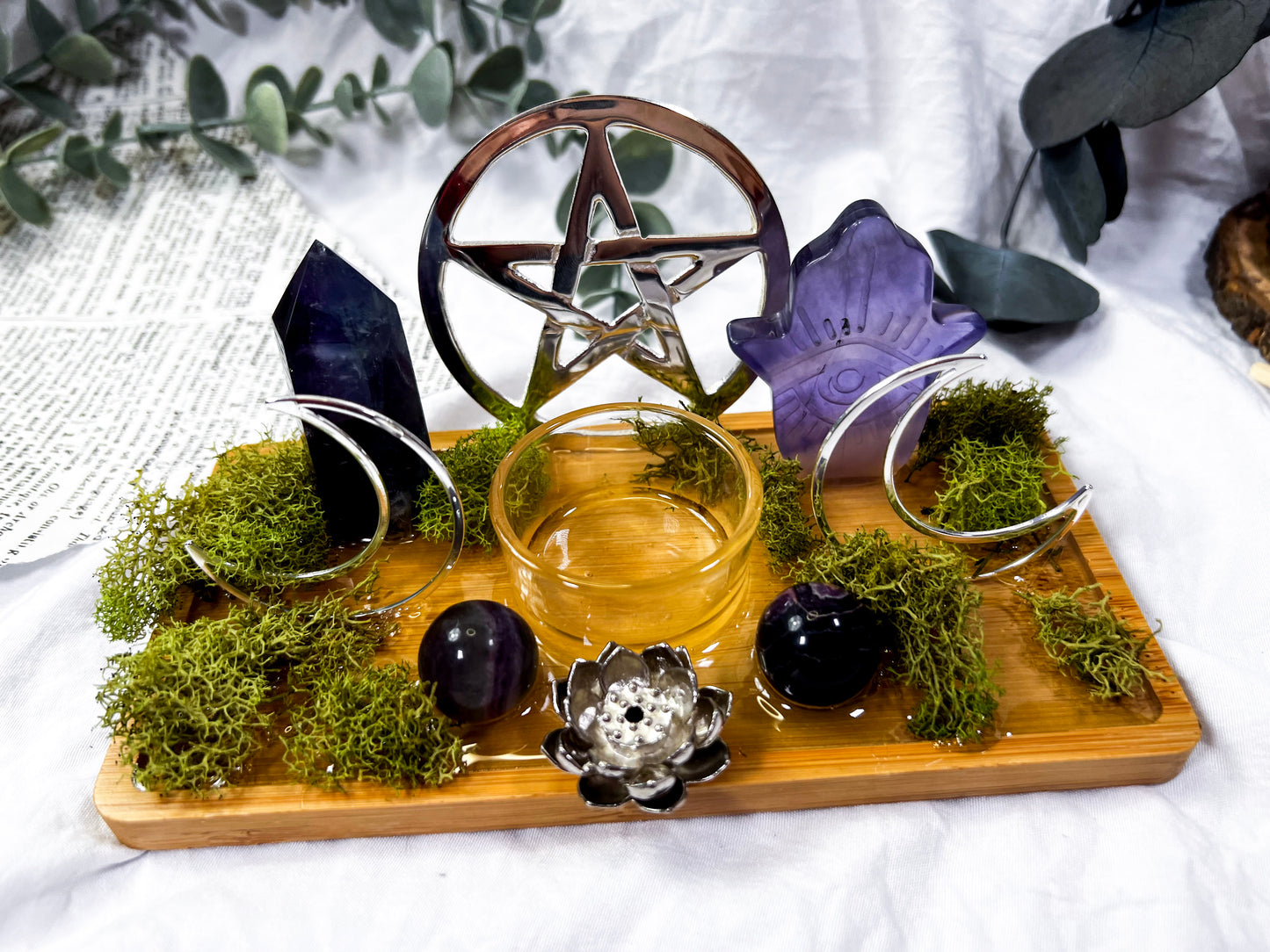 Hollow Ascent | Mini Crystal Altar