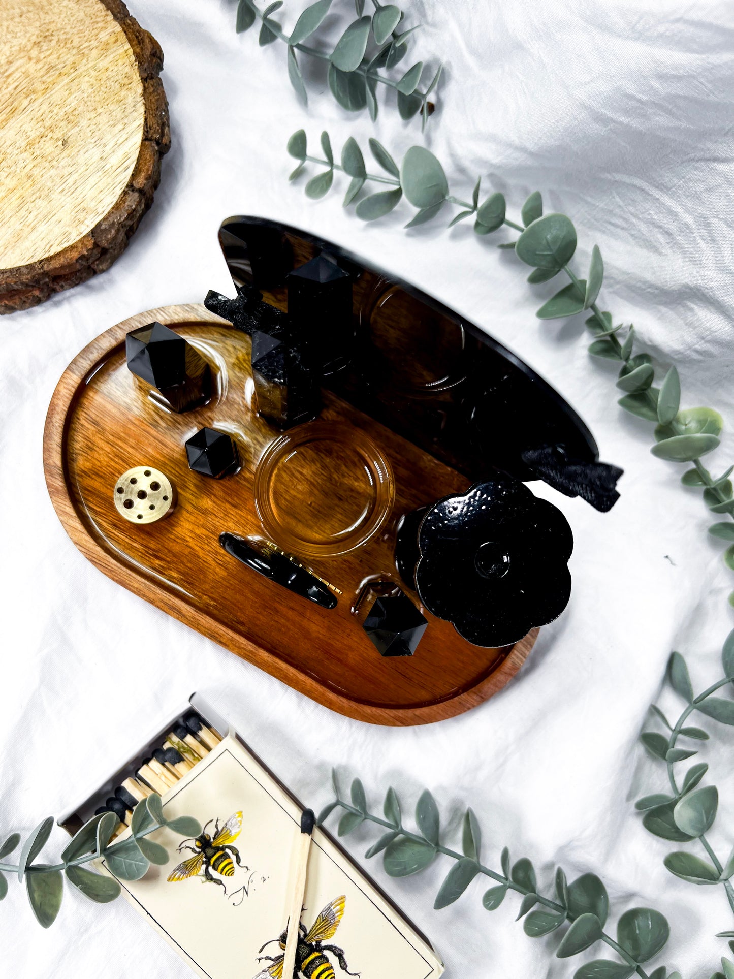 Shadowbloom | Small Oval Altar