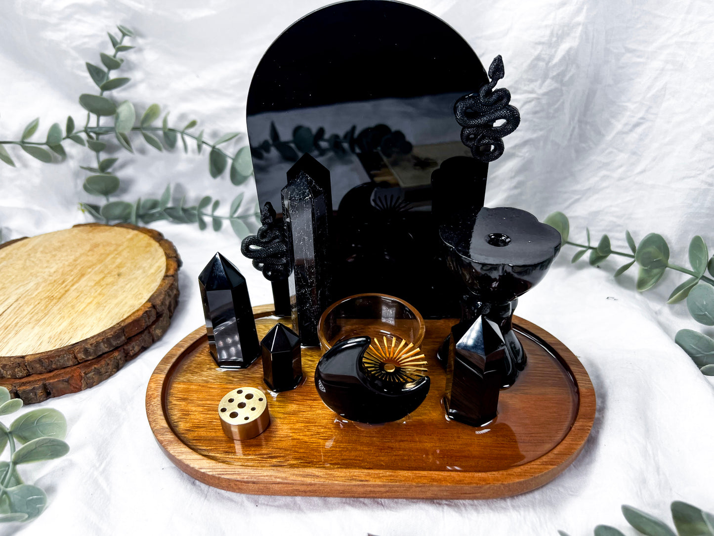 Shadowbloom | Small Oval Altar