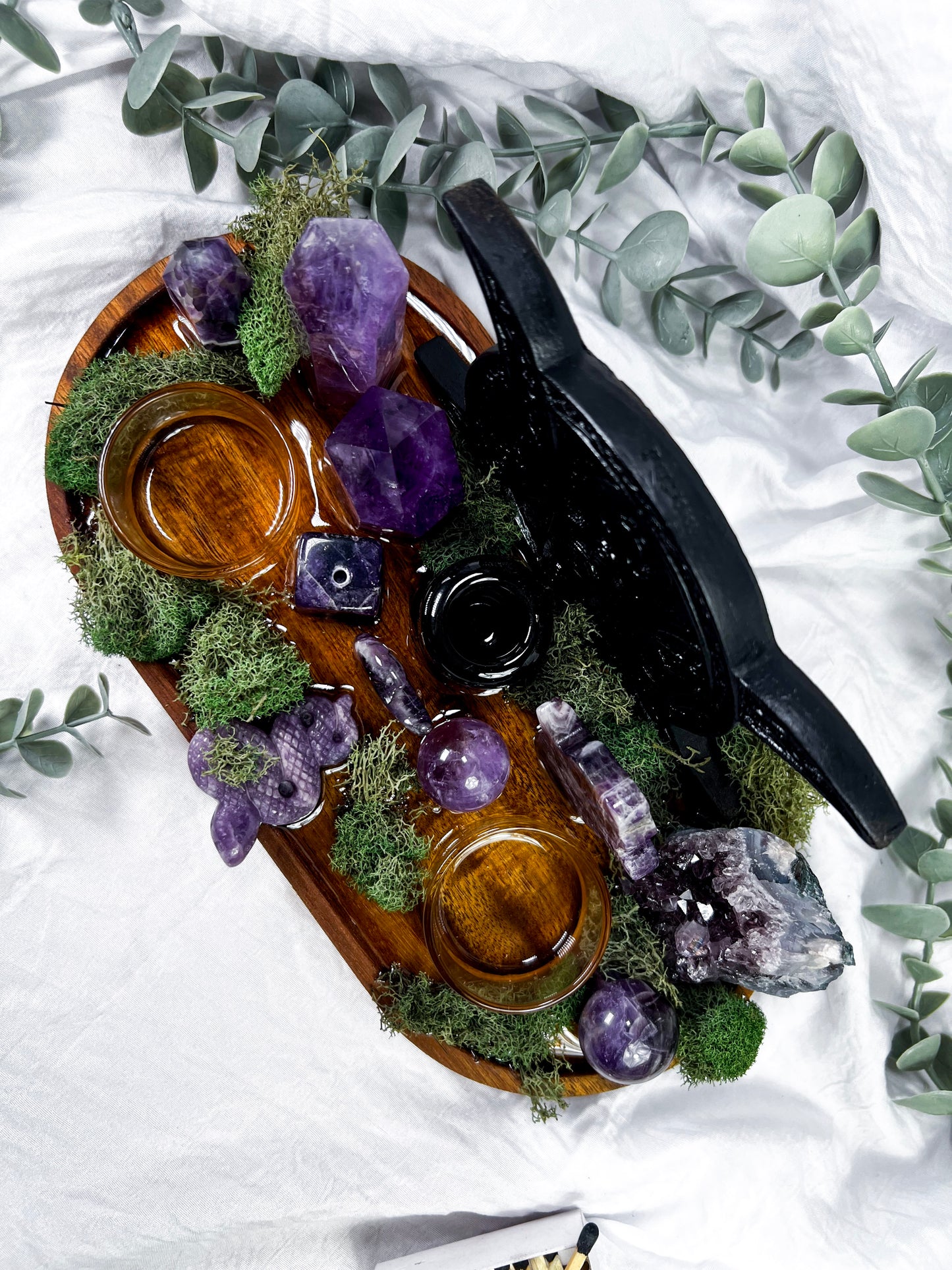 Thistle & Rune | Medium Altar