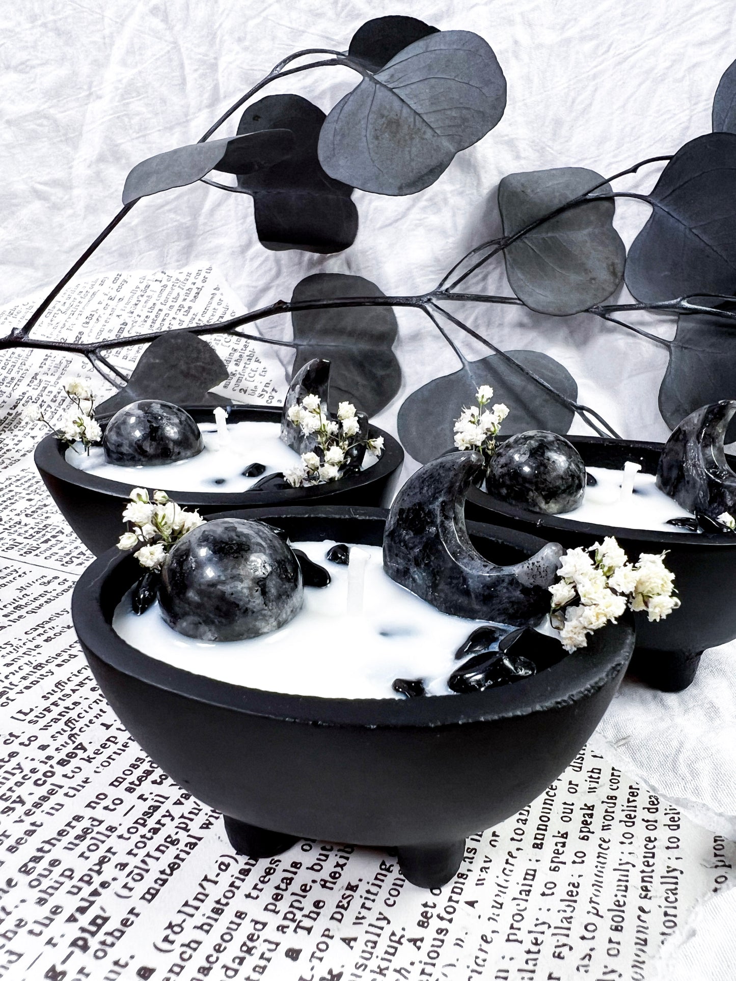 Dusk Whisper | Small Cauldron Candle